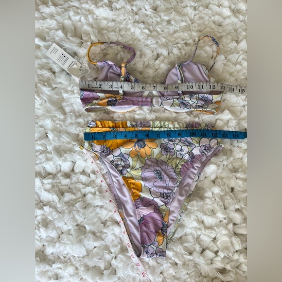 NWT Women's 2-Piece Swim Top & High Waist Bikini Bottoms Swimsuit set SIZE SMALL - Picture 13 of 17